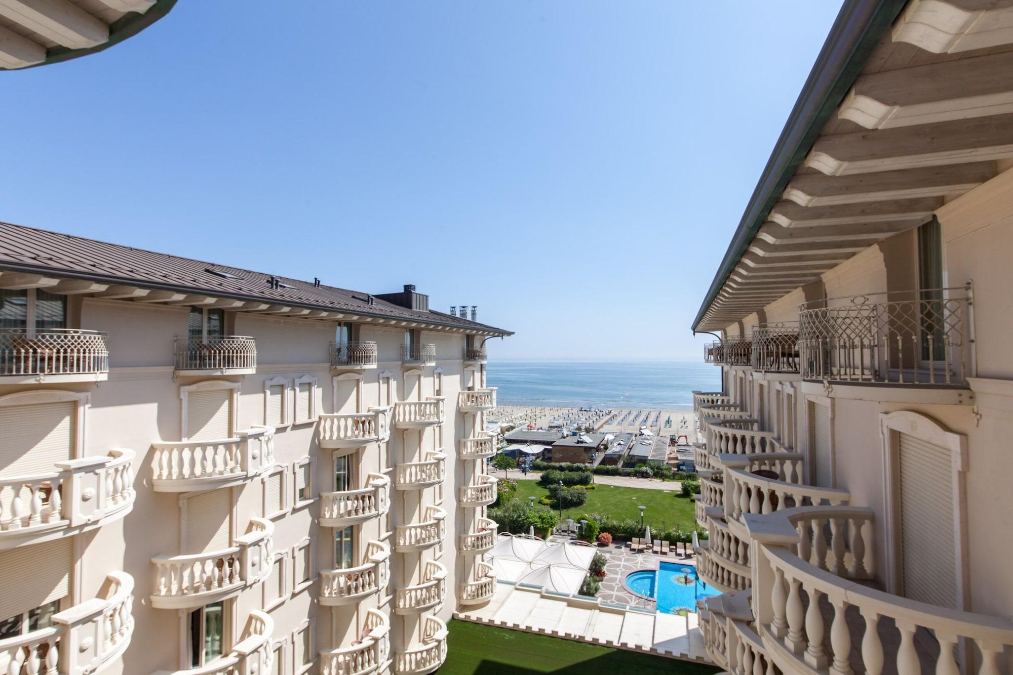 מילאנו מריטימה Palace Hotel מראה חיצוני תמונה