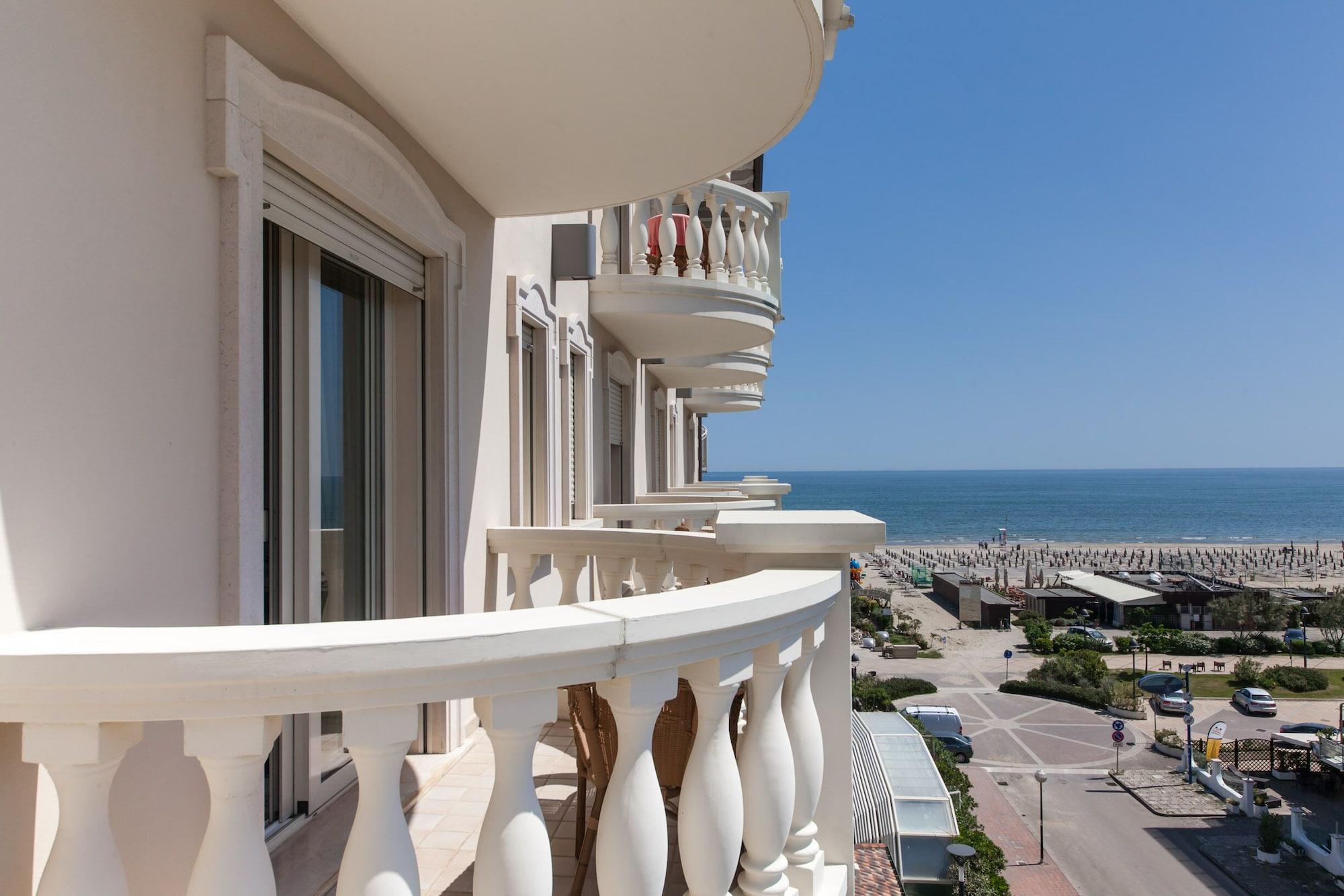 מילאנו מריטימה Palace Hotel מראה חיצוני תמונה