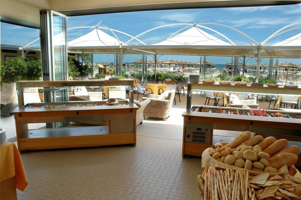 מילאנו מריטימה Palace Hotel מראה חיצוני תמונה