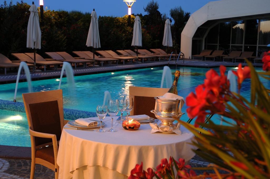מילאנו מריטימה Palace Hotel מראה חיצוני תמונה