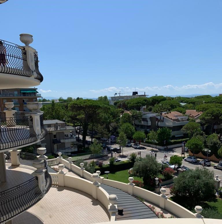 מילאנו מריטימה Palace Hotel מראה חיצוני תמונה