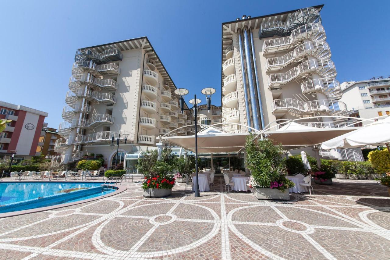 מילאנו מריטימה Palace Hotel מראה חיצוני תמונה
